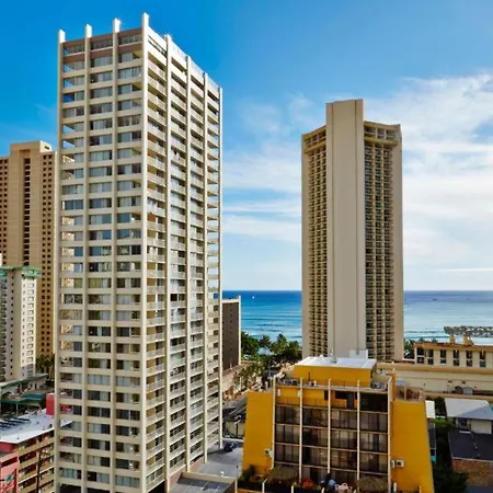Pacific Monarch Aparthotel